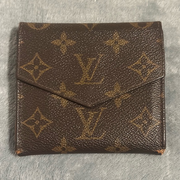 Louis Vuitton Vintage Monogram Coated Canvas Elise Compact Wallet - Picture 2 of 13